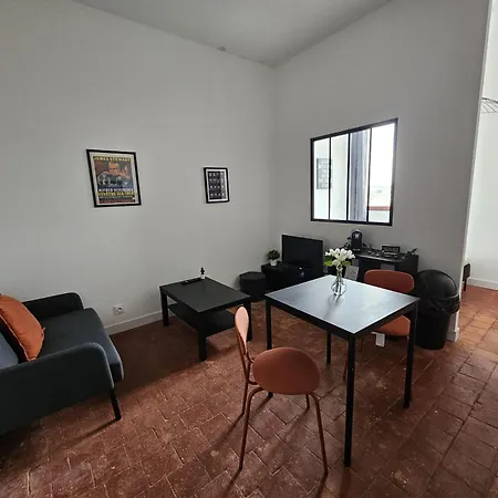 West Side Story - Wifi ,city Center Apartment *