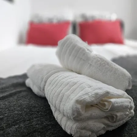 West Side Story - Wifi ,city Center * Beaupréau-en-Mauges